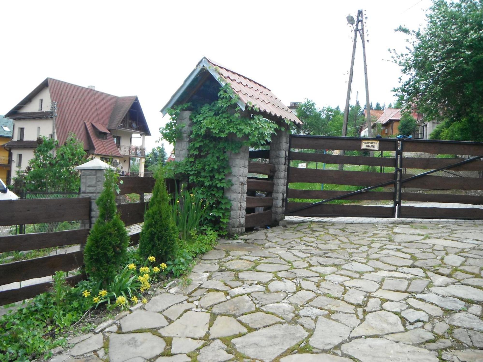 Dom Goscinny Dudek Krynica-Zdrój Exteriör bild
